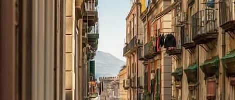 ระเบียง