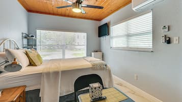 Apartment (0 Bedroom) | Interior