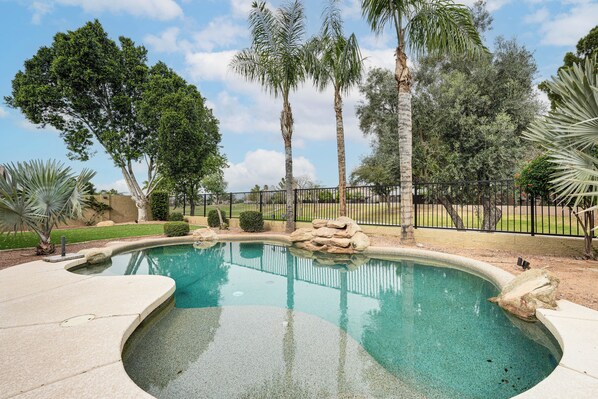 House (3 Bedrooms) | Front of property