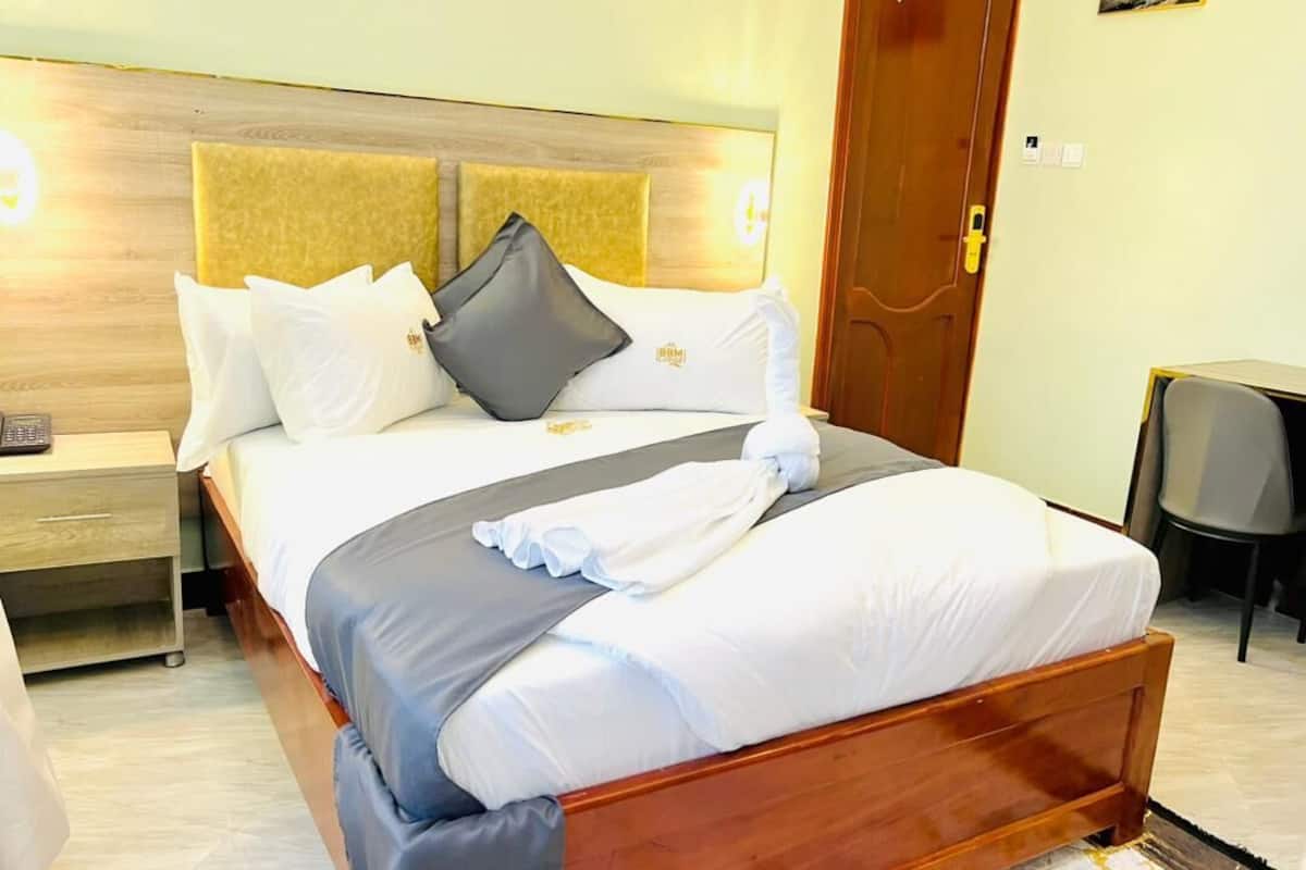 Kamar Single | Meja kerja, ruang kerja ramah laptop, dan Wi-Fi gratis