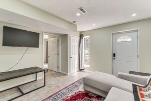 Apartment (1 Bedroom) | Interior