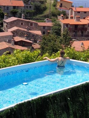 Seasonal outdoor pool - Casas Da Ribeira (Seia)