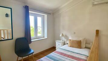 House, 1 Bedroom, Balcony, Garden View