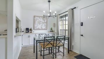 Apartemen (2 Bedrooms) | Interior