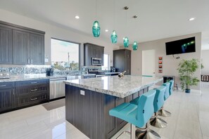 House (3 Bedrooms) | Interior - Luxury Outdoor Oasis! Superstition Mtns Retreat (Apache Junction)