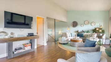 Apartment (3 Bedrooms) | Front of property