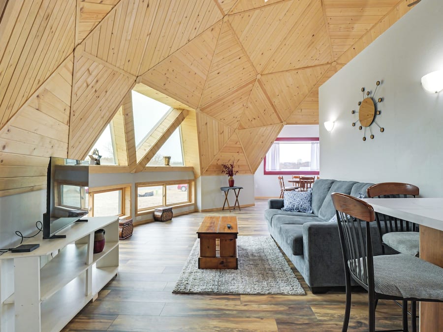 House (1 Bedroom) | Interior