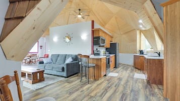 House (1 Bedroom) | Interior