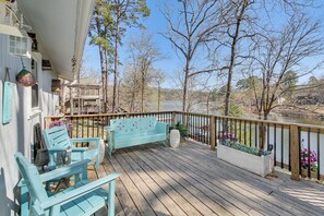 Interior - Tranquil Family Retreat w/ Views on Lake Desoto (Hot Springs Village)
