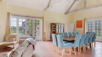 TV, fireplace, DVD player, table tennis