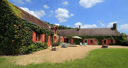 Le Souchet – Domaine de La Trigalière with Shared Pool