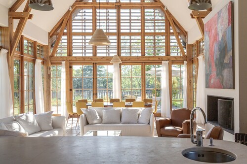 Grand Prépinson – Domaine de La Trigalière with Shared Pool