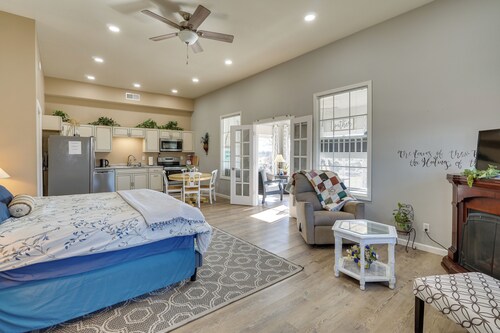 Peaceful Country Escape w/ Sunroom in Richland