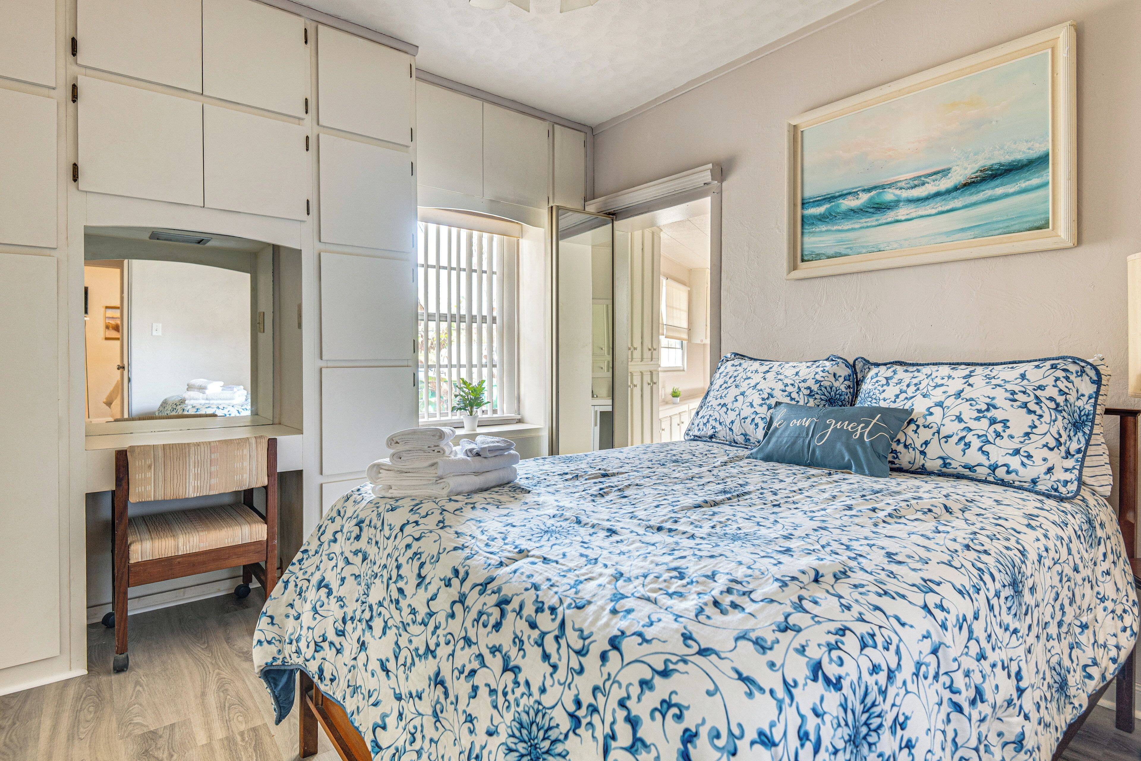 House (2 Bedrooms) | Interior