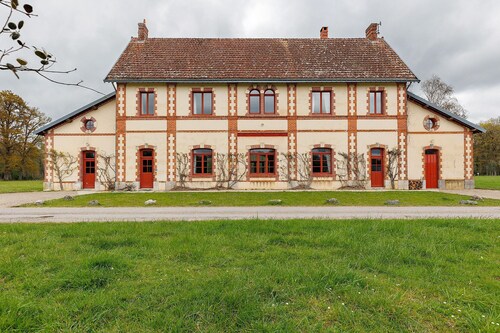 Le Séchoir - Domaine de La Trigalière with Shared Pool