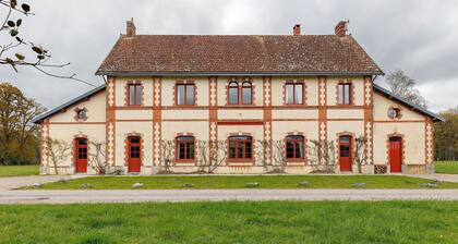 Le Séchoir - Domaine de La Trigalière with Shared Pool