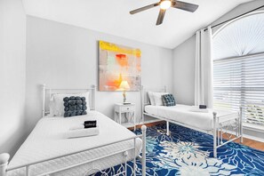 3 bedrooms, iron/ironing board, WiFi, bed sheets - Pensacola Retreat: Beach & Downtown Fun Awaits! (Pensacola)