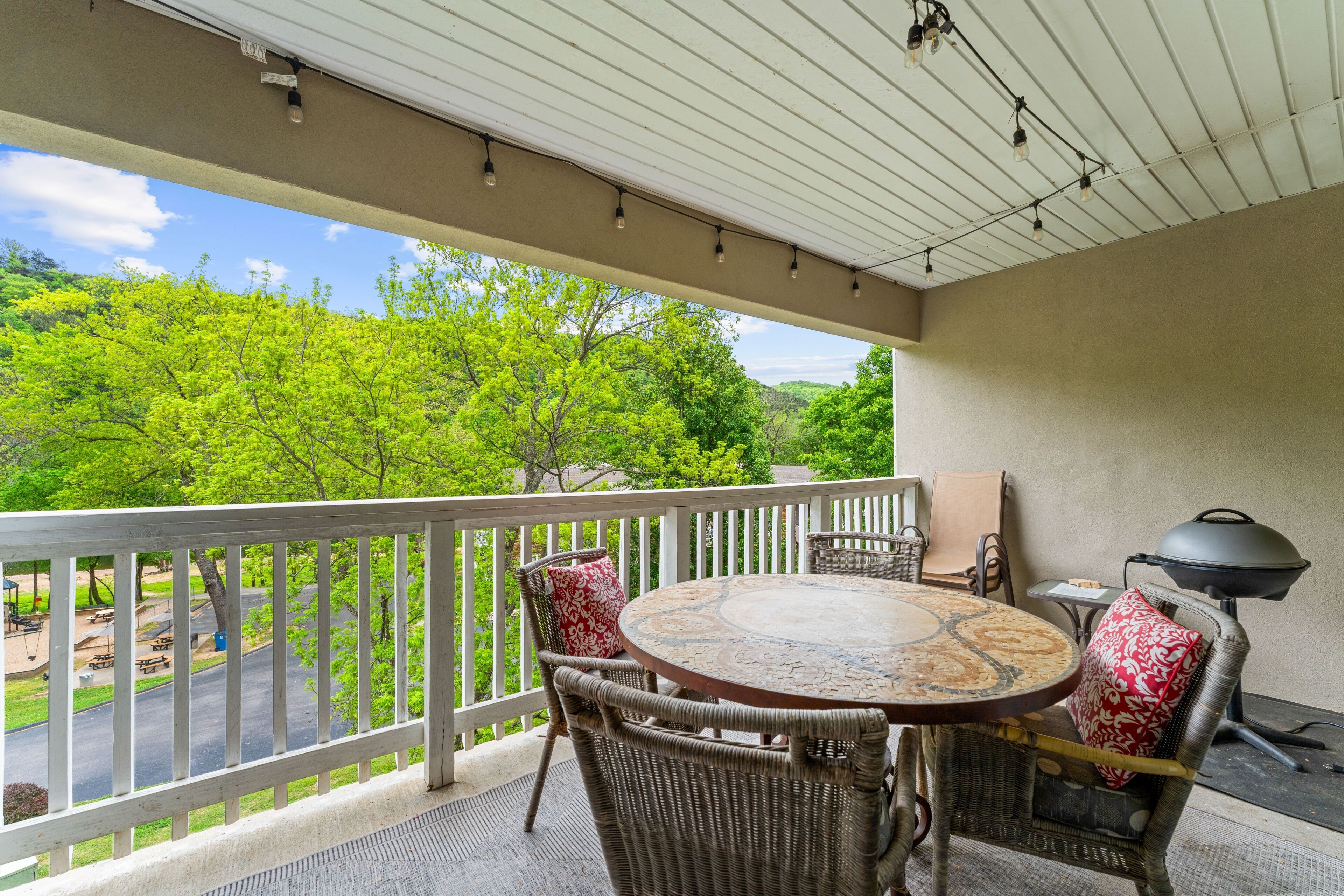 Condo, 4 habitaciones | Restaurante al aire libre