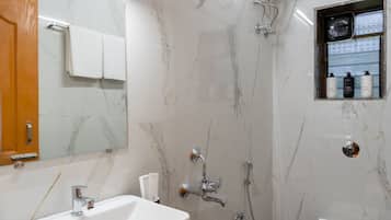 Luxury Villa, Garden View | Bathroom