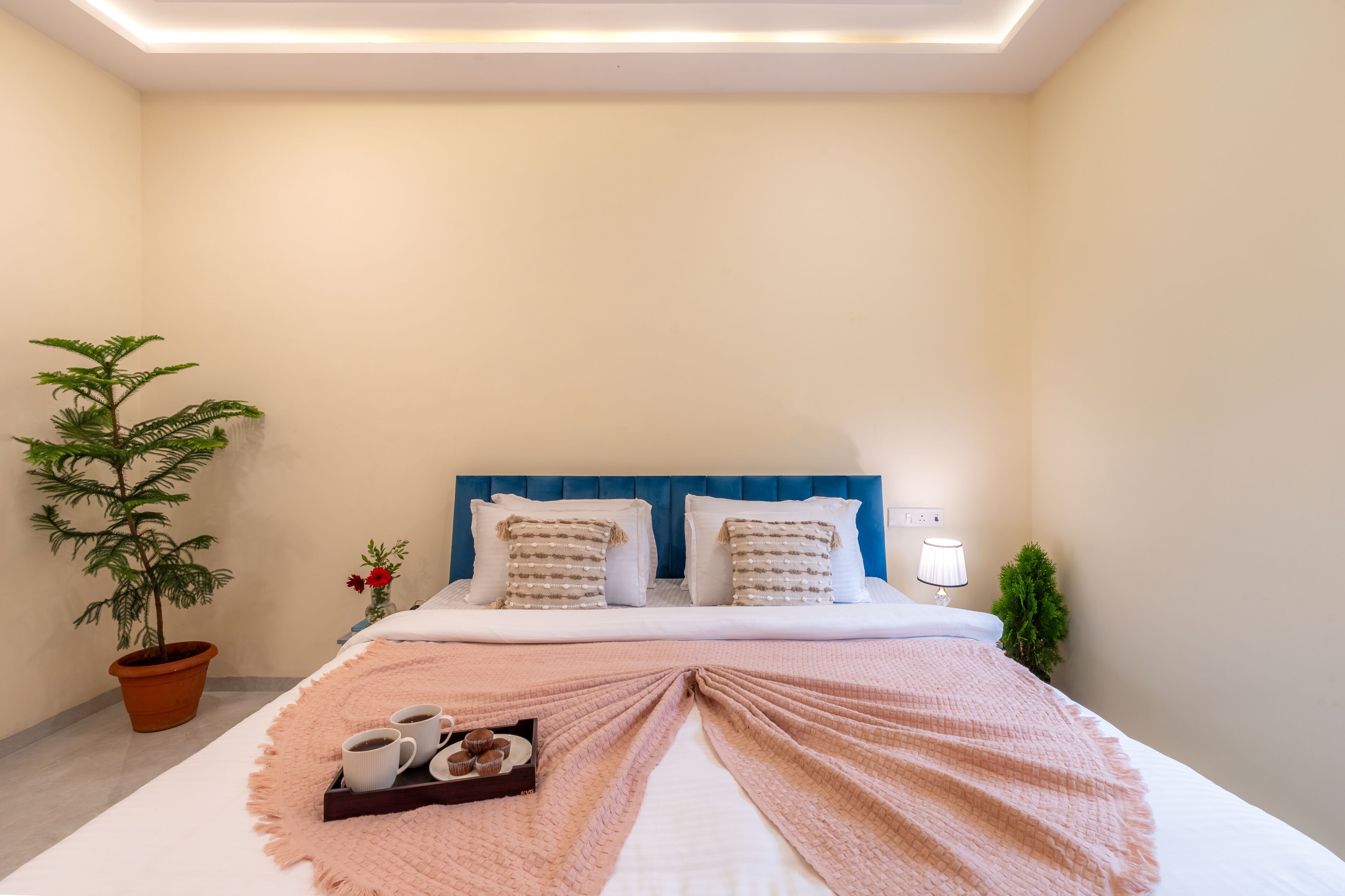 Luxury Villa, Garden View | Iron/ironing board, free WiFi