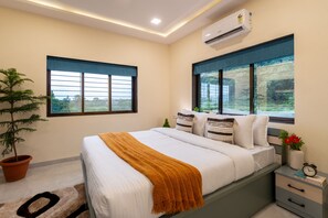 Luxury Villa, Garden View - Alaya Stays The Fernstead 5BHK Villa (Parhur)