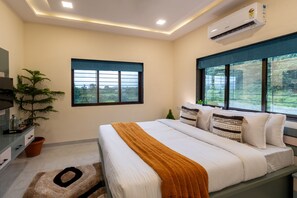 Luxury Villa, Garden View - Alaya Stays The Fernstead 5BHK Villa (Parhur)