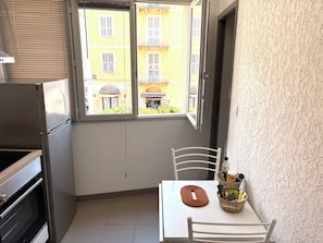 Dining - Apartment sleeps 2 Corte center (Corte)