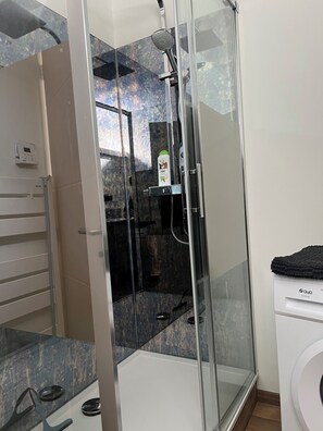 Bathroom - White Beige Snow (Mont-Dore)