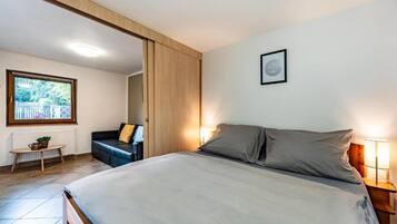 Deluxe-Bungalow, Gartenblick