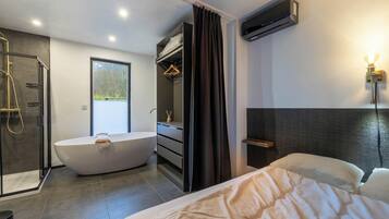 Chalet, Patio, Garden View