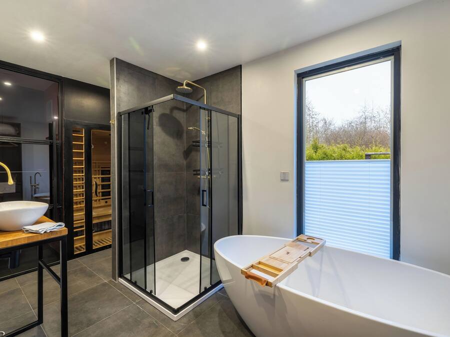 Chalet, Patio, Garden View | Bathroom