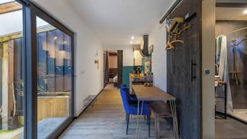 Chalet, Patio, Garden View | Interior