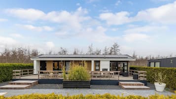 Deluxe Chalet | Terrace/patio