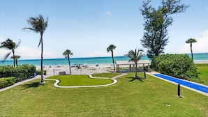 Sports court - Gulf-View Beachfront Condo – Unit 203 – Longboat Key (Longboat Key)