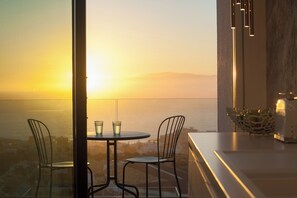 Dining - Lux 250m NEW Villa E with heated pool, ocean view (Costa Adeje)