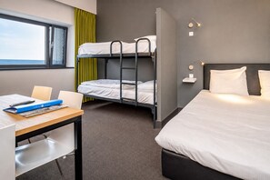 3 bedrooms, free WiFi, bed sheets - Sittard Wellness Stay – Cozy Rooms with Access to Spa, Gym & Sauna - 3 Units (Sittard)