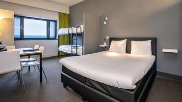 3 dormitorios, wifi gratis, ropa de cama