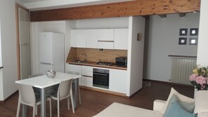 Interior - Rika apartment in front of Lake Iseo (lovere)