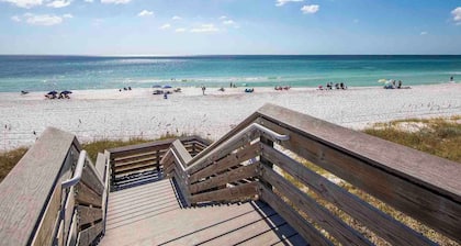 The Pearl At Oyster Lake | Chic Coastal Home, 0.4mi to Beach Access + Bikes