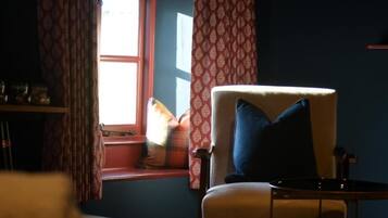 Deluxe Double Room, Garden View | Interior