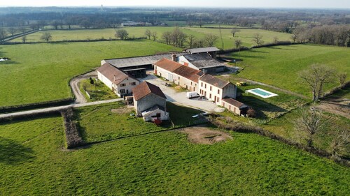 The Large La Bredanchère Cottage