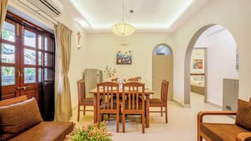 Appartement, 2 slaapkamers, balkon | Dineren