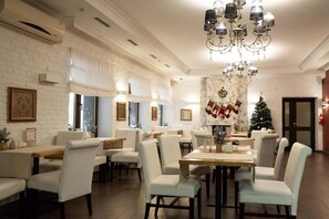 Dining - VitaPark Carpaty (Zhdeniyevo)
