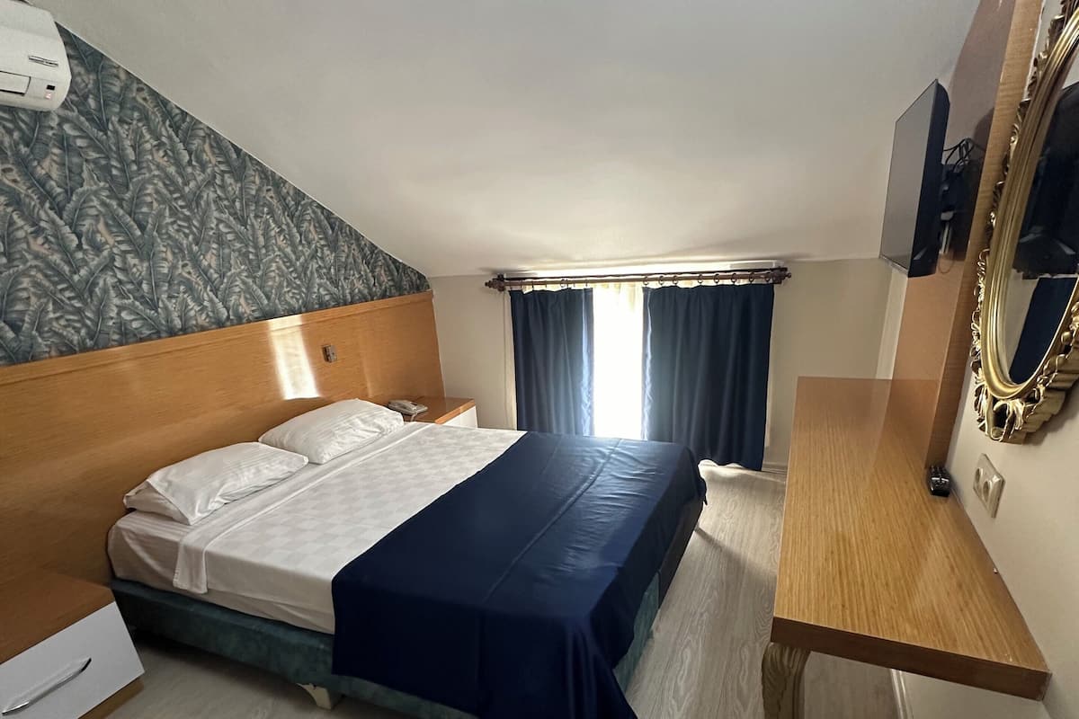 Family Suite, 2 Bedrooms, Mountain View