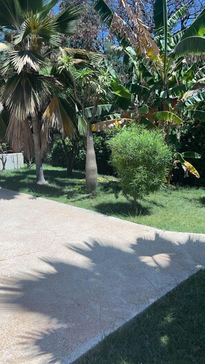 Property grounds - Vacation villa between sea and lagoon (Nianing mbour)