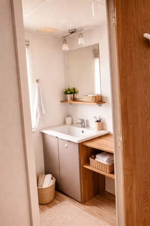 Bathroom - Mobilhome Premium -2 terraces & air conditioning- 6 persons (Lege Cap Ferret)