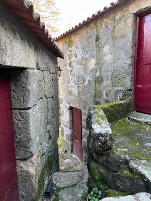 Exterior detail - Casa da Azenha in Ancede, Baião on the Banks of the Ovil River (União das freguesias de Ancede e Ribadouro)