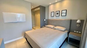1 bedroom, iron/ironing board, WiFi, bed sheets - Apartment with Sea View • Comfort and Leisure in Itapema (Itapema)