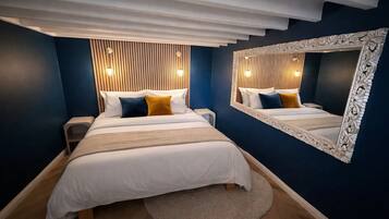 3 bedrooms, travel crib, free WiFi, bed sheets