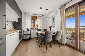 Dining - Sea Breeze Funtana Apartment A3 (Funtana)